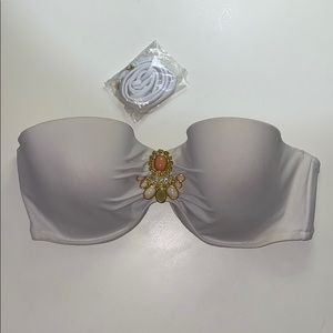 Victoria’s Secret White Strapless bikini top